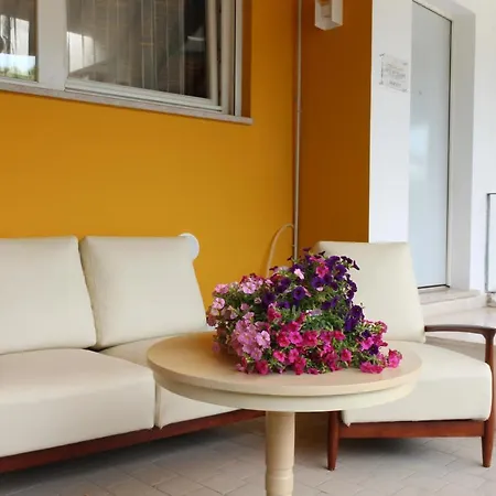 Altum Villare Apartment *